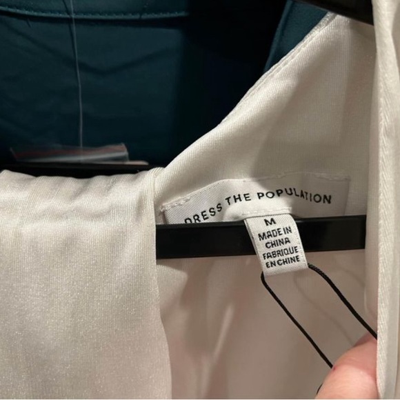 NWT Dress The Population Krista Front-Slit Satin Maxi Medium in Ivory - Picture 4 of 5